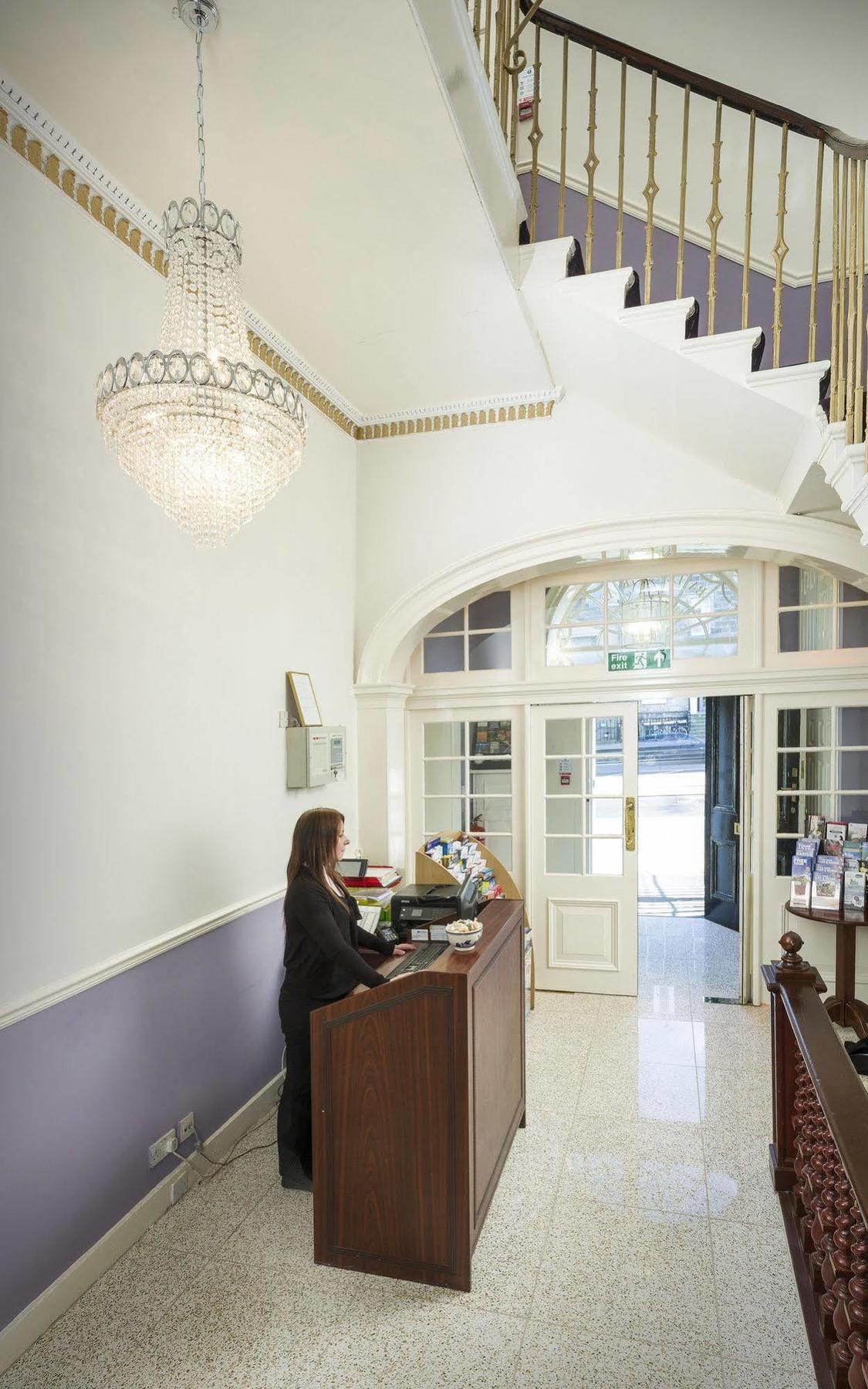 New Town Hotel EDI Kültér fotó